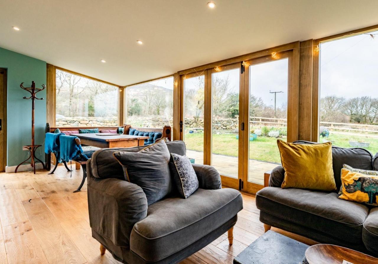 Penrhiw - A Country Cottage With Mountain Views Newport  Eksteriør bilde